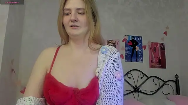 Snapshot of Ruby_Al1en chatting on February 2026 01:23:01 AM Ruby Al1en online show from February 2026 01:23:01 AM