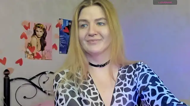 Snapshot of Ruby_Al1en chatting on February 2026 01:28:01 AM Ruby Al1en online show from February 2026 01:28:01 AM