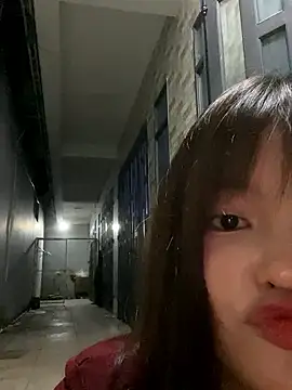   BabyShowPublic   online show from December 2025 04:05:01 PM