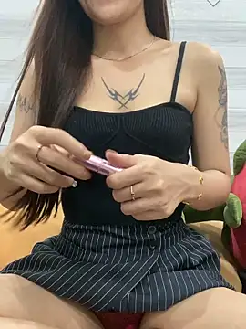   BabyShowPublic   online show from March 2026 03:08:02 PM