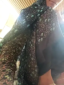 Juhi chawla online show from October 2025 03:39:02 AM