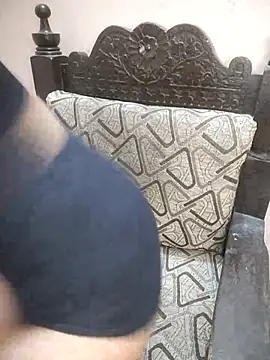 Curvey Girl online show from September 2025 04:17:01 PM