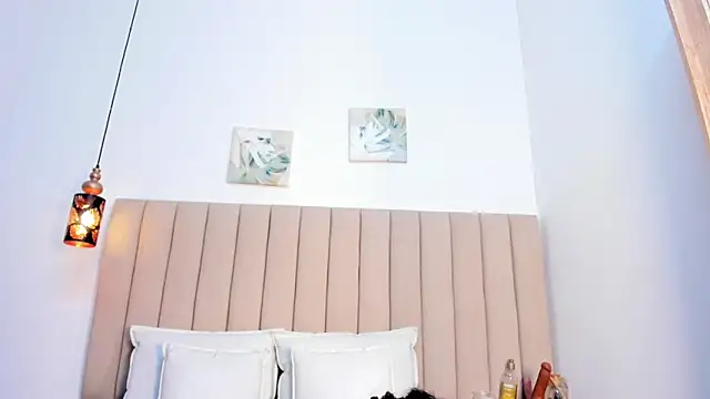 Snapshot of Mistt_Mia chatting on June 2026 02:53:01 AM Mistt Mia online show from June 2026 02:53:01 AM