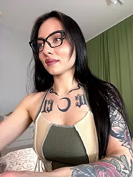 kaonasssiii online show from January 2026 05:18:02 PM