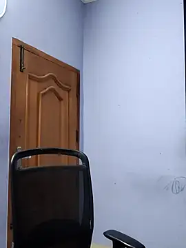 mallu-lover online show from November 2025 01:59:02 AM