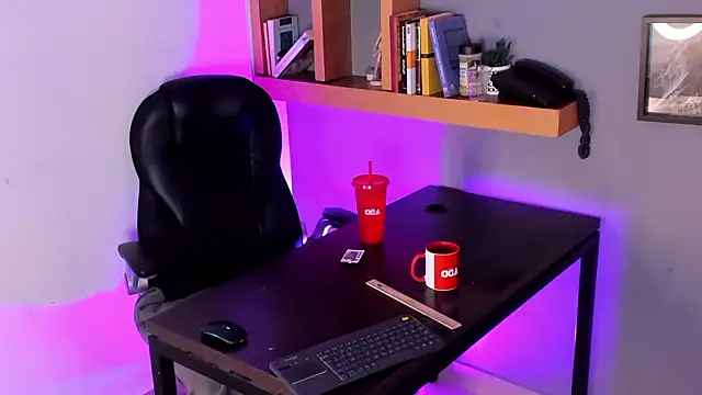 pinkk deemon online show from January 2026 11:58:02 AM