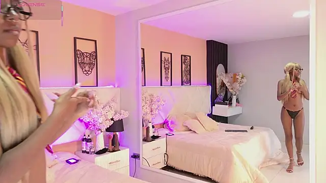 amy miller1 online show from October 2025 07:58:02 PM