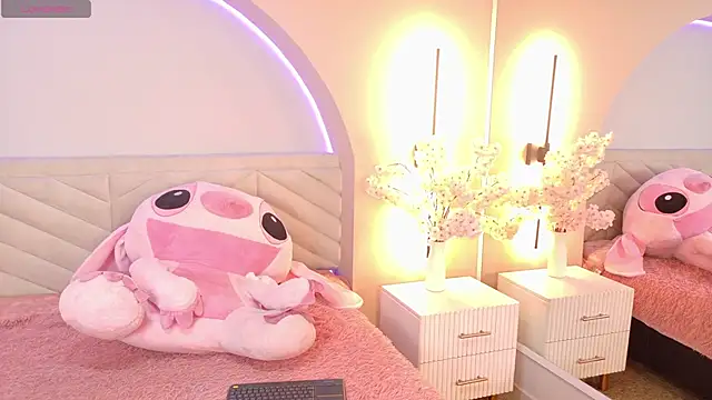 amy miller1 online show from April 2026 08:03:01 PM