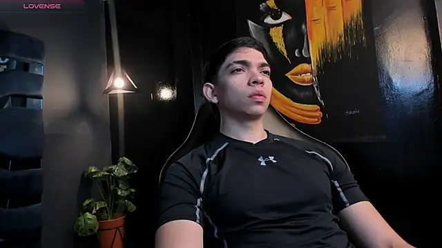 Eryonbradley online show from December 2025 11:19:01 AM