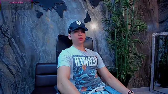 Eryonbradley online show from February 2026 11:29:02 AM