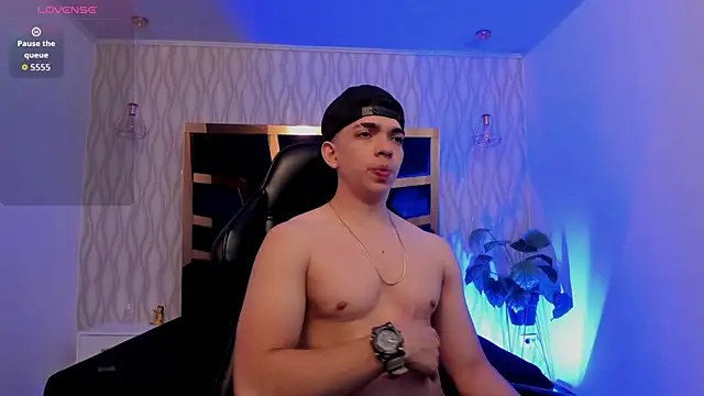 Eryonbradley online show from March 2026 11:27:02 PM