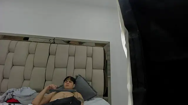 Snapshot of Mollyxketa1_ chatting on October 2025 02:53:02 AM Mollyxketa1 online show from October 2025 02:53:02 AM