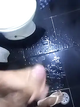 Jeff013013 online show from December 2025 06:08:02 AM