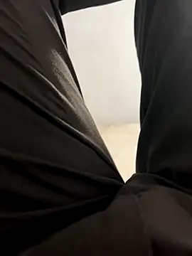 NoddingScorpion online show from September 2025 09:53:02 AM