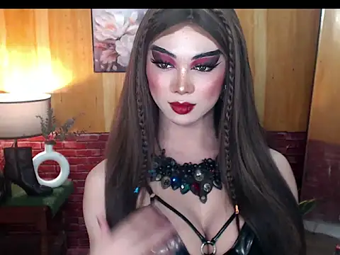 Snapshot of Hugecock_shantall chatting on September 2025 06:07:01 PM Hugecock shantall online show from September 2025 06:07:01 PM