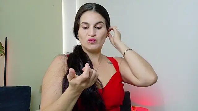 lizdevine online show from January 2026 05:04:02 PM