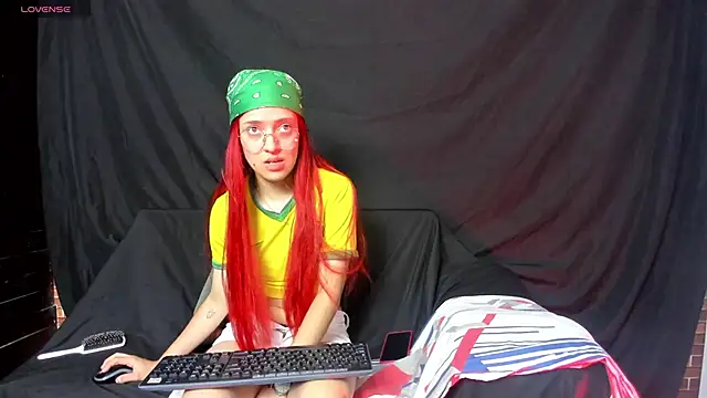 michaelmistress online show from September 2025 12:10:01 PM