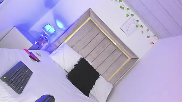 ScarlettVell online show from February 2026 07:13:02 PM