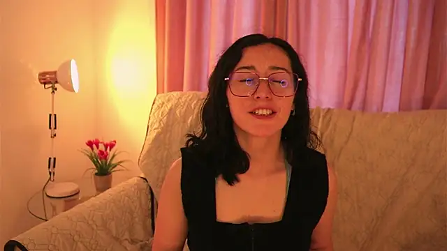 Ginevra esposito online show from June 2026 01:13:01 PM