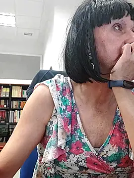 Emily de Carla online show from November 2025 04:07:02 PM