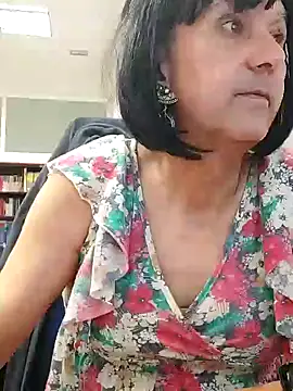 Emily de Carla online show from December 2025 04:16:01 PM