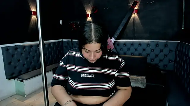 Stephy  online show from November 2025 03:51:01 AM