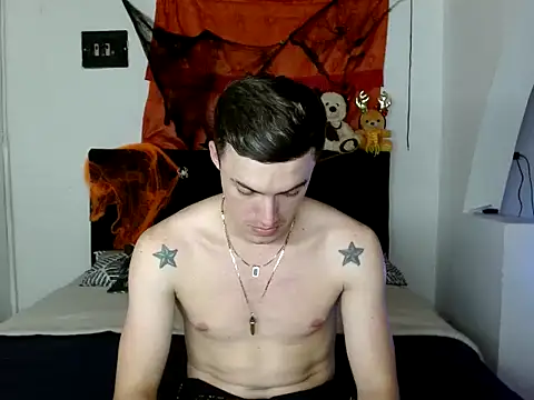 Snapshot of Ken_bigcock77 chatting on November 2025 11:40:01 PM Ken bigcock77 online show from November 2025 11:40:01 PM