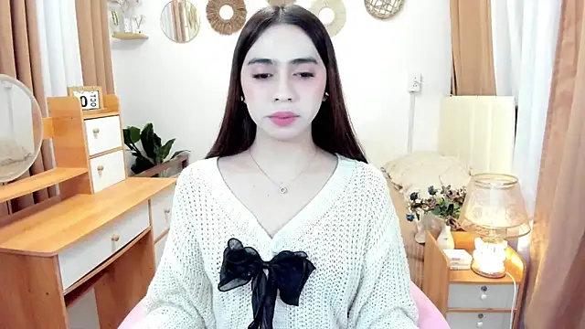 Snapshot of joyfulmartinaa chatting on October 2025 05:13:02 PM joyfulmartinaa online show from October 2025 05:13:02 PM