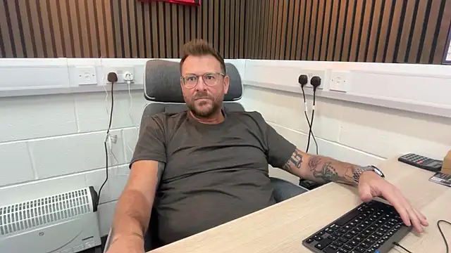 bilf1978 online show from March 2026 10:07:02 AM