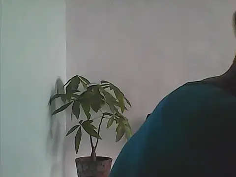 XaviGomez-87 online show from September 2025 07:02:02 PM