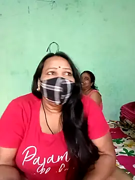 LoveOnStream online show from November 2025 02:36:01 AM