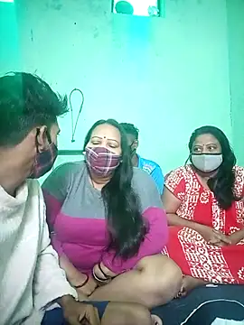 LoveOnStream online show from November 2025 02:00:02 AM