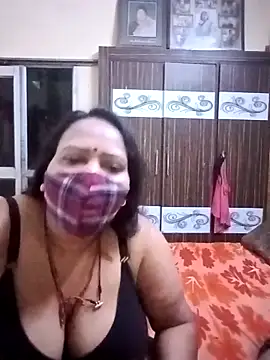 LoveOnStream online show from February 2026 10:27:01 AM