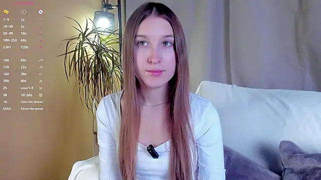 NanaMertins online show from November 2025 01:05:02 AM