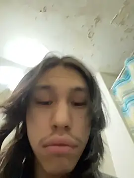 heytherepeoples717 online show from December 2025 01:07:01 PM