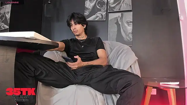 jett savage online show from November 2025 03:05:02 PM