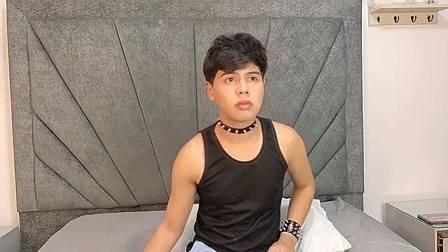 Snapshot of Felipe_Cold chatting on February 2026 02:27:01 AM Felipe Cold online show from February 2026 02:27:01 AM