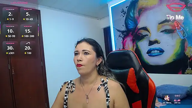 Snapshot of noelia_milf19 chatting on July 2026 01:10:02 AM noelia milf19 online show from July 2026 01:10:02 AM