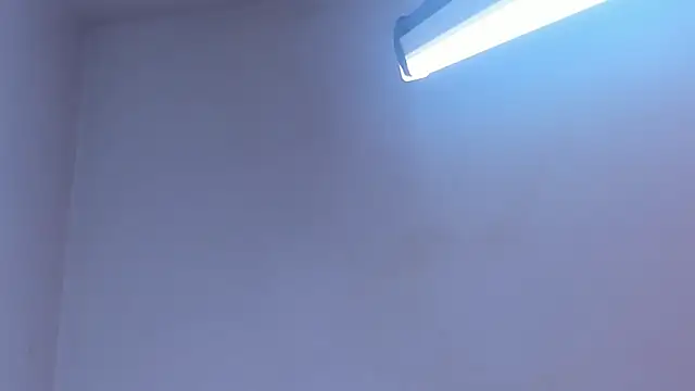 crystaldarliing online show from November 2025 11:19:02 PM