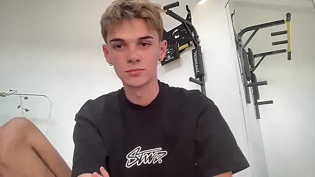 Milk Guy online show from September 2025 03:02:01 PM