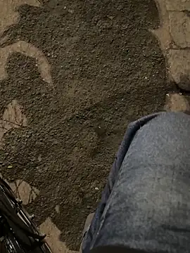 saumon3022 online show from September 2025 07:46:02 PM