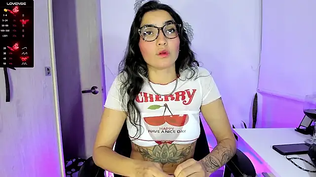 Snapshot of bella_thorne3 chatting on September 2025 12:55:02 AM bella thorne3 online show from September 2025 12:55:02 AM