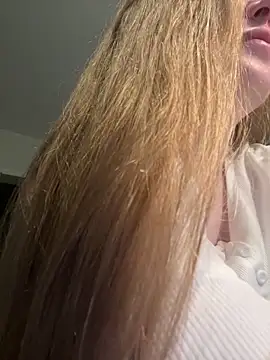 DeniMilkyyyyy online show from March 2026 07:52:02 PM