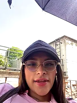 Hannacooper3 online show from November 2025 03:12:01 PM