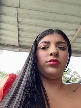 Snapshot of Isaa-Sweet chatting on June 2026 05:33:02 PM Isaa-Sweet online show from June 2026 05:33:02 PM