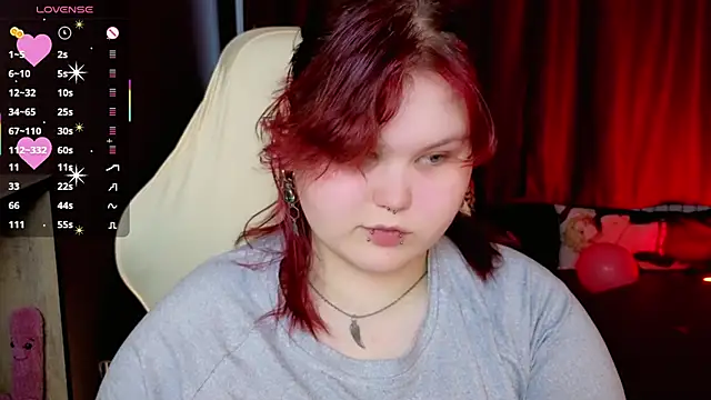 fillisfox  online show from April 2026 04:12:01 PM