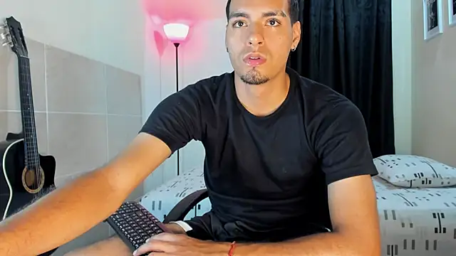 TeamPorn 19 online show from October 2025 05:40:01 AM