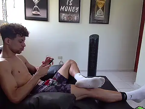 Dollarhot30 online show from March 2026 01:26:01 PM