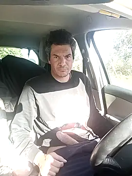 twitshe online show from October 2025 01:30:02 PM