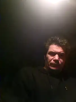 twitshe online show from February 2026 06:48:01 PM